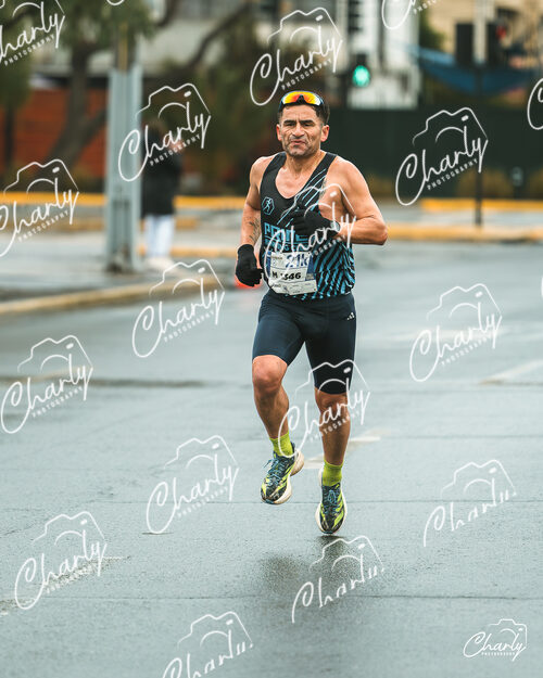 ASICS Golden Run