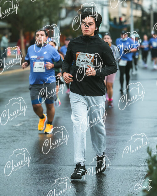 ASICS Golden Run